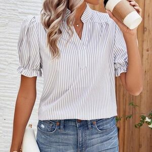 New Striped light blue and White short sleeve top